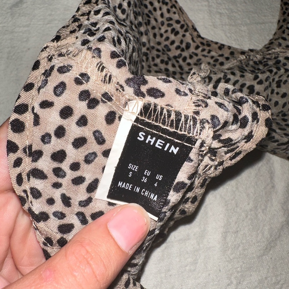 Spotted Crop Top - Picture 3 of 3